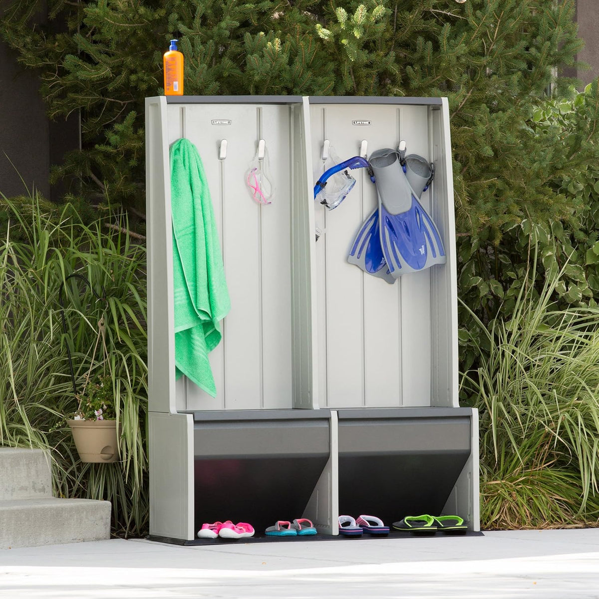 Home and garage storage cabinets