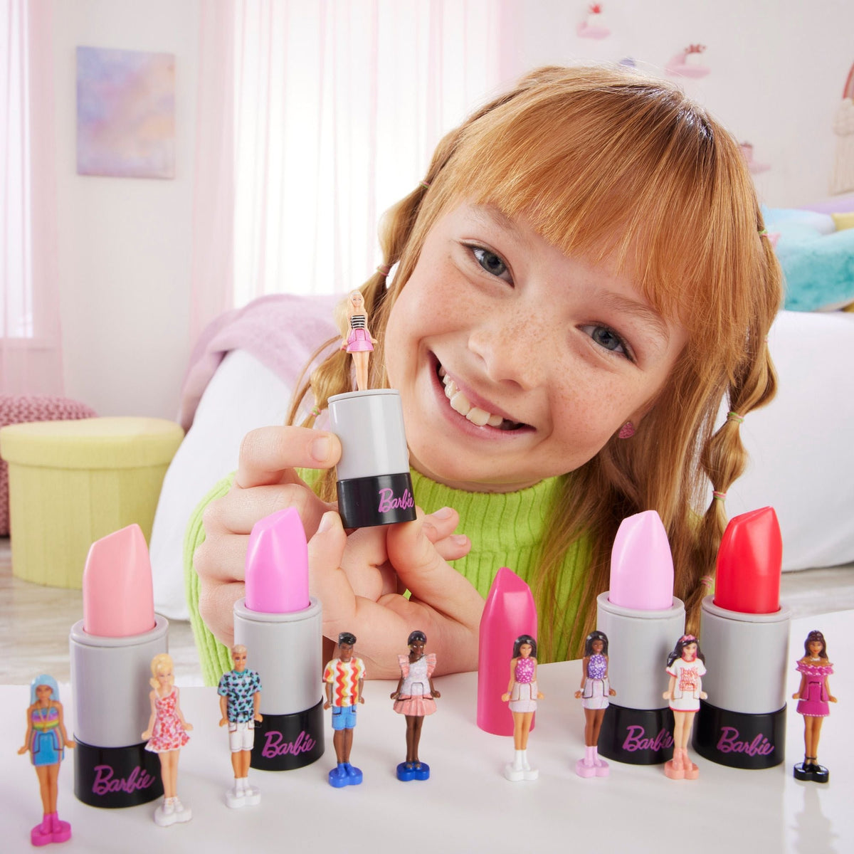 Mini BarbieLand Core Fashionistas Doll, Includes 1.5-in Doll, Ages 4+, Assorted