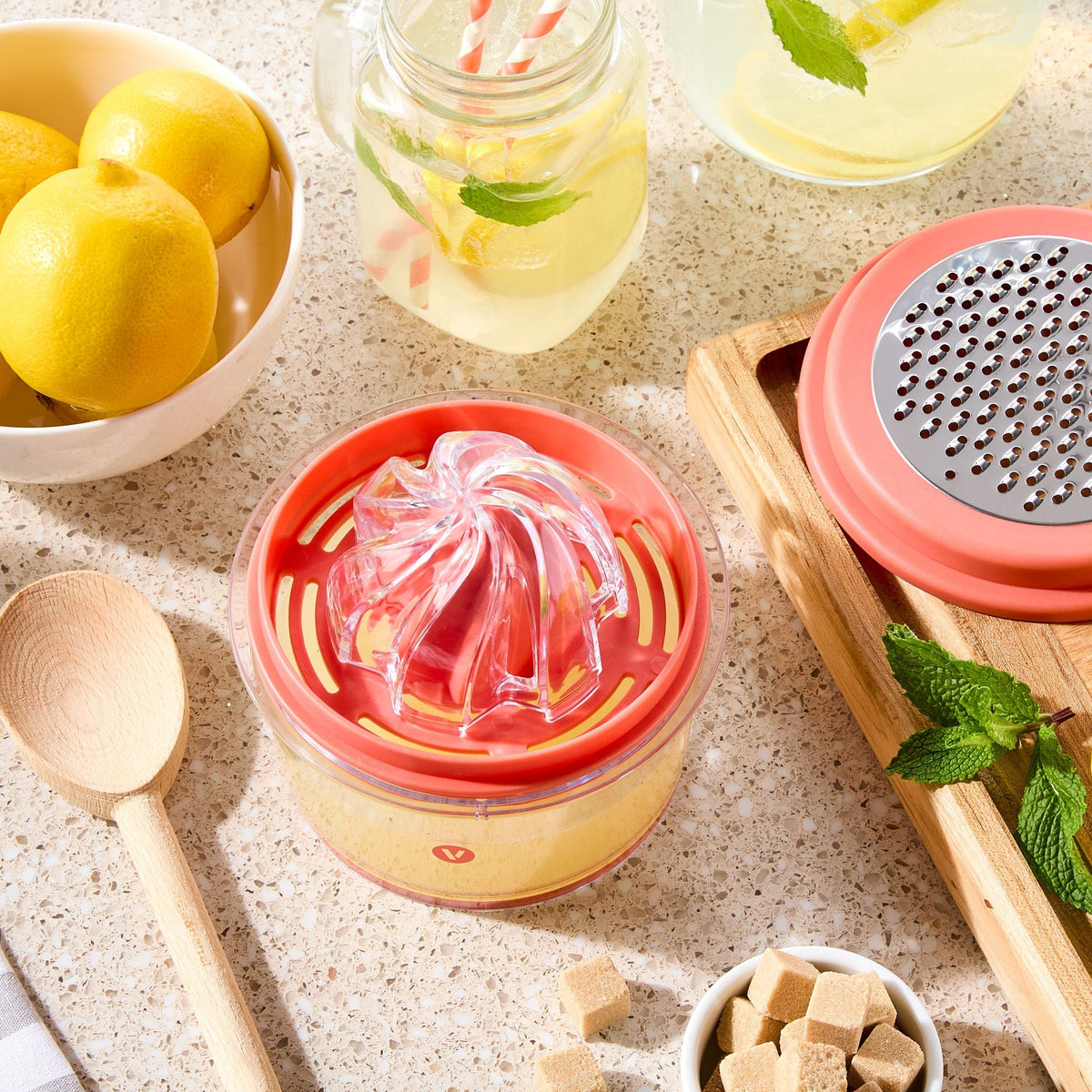 Citrus Squeezer Set with Removable Parts